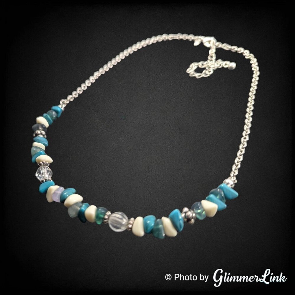 Avon Beaded Chain Faux Turquoise Chip Silver Tone Necklace - Picture 6 of 10